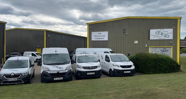 Complii übernimmt The Escalator Company in Rochester — britischer Compliance-Buy-and-Build geht weiter