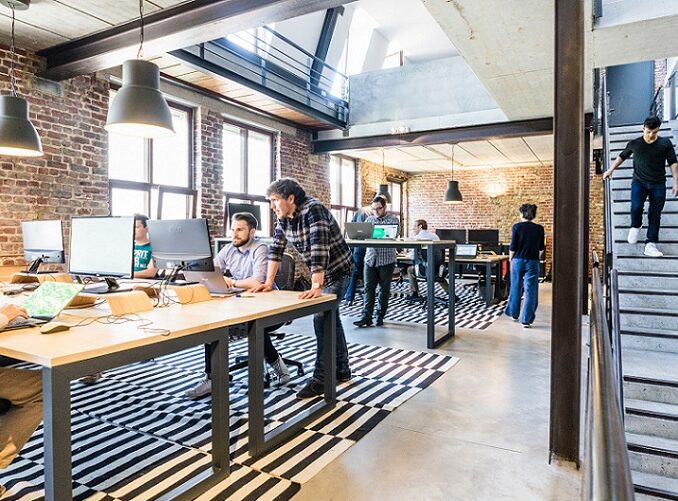 Niederländische Beschäftigte kritisch gegenüber ihrer Büroumgebung — Zufriedenheit unter Druck